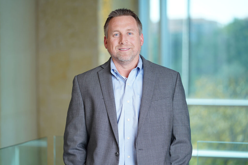 Kenny Coerver in Accounting at Howard Energy Partners, helping to deliver positive energy through leading North American midstream energy services.